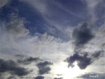 太陽　空　雲　