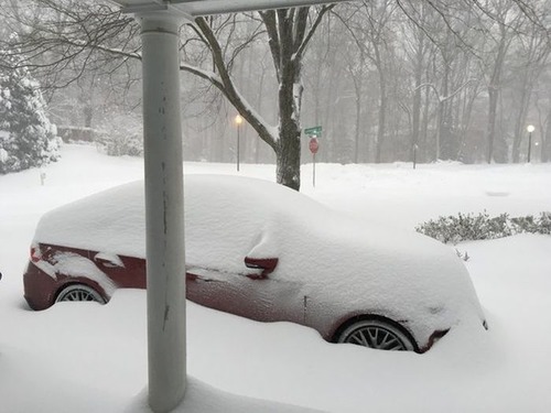 【画像】大雪のニューヨークで日常生活が大変な事になっている様子！の画像（4枚目）