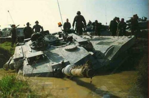 戦車が事故の画像（7枚目）
