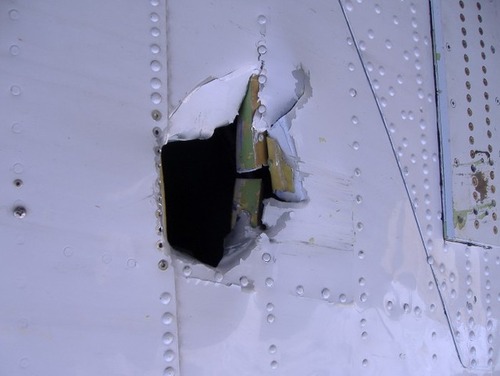 【画像】南極で墜落した飛行機をその場で修理して飛んでいくまでの様子！！の画像（32枚目）