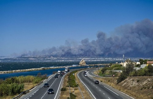 フランスのマルセイユの山火事の画像（25枚目）