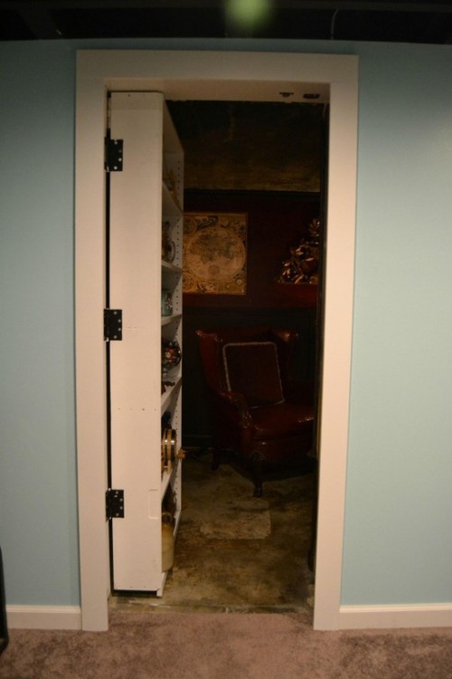 【画像】隠し扉！秘密の部屋！そんな男のロマンがある家！！の画像（4枚目）