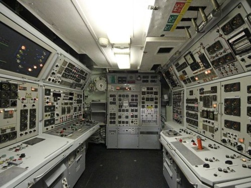 原子力潜水艦の内部の画像（8枚目）