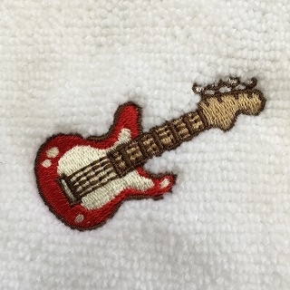 かわいいギターの刺繍