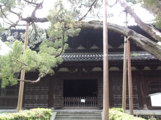 大徳寺仏殿