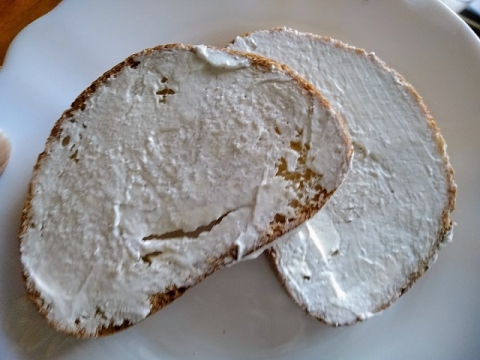 デンマーク製ARLAのクリームチーズ ナチュラル５