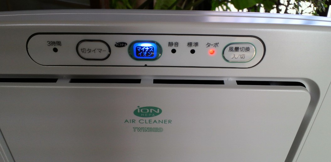 AC D358PW】マイナスイオン効果のある空気清浄機レビュー - ノゾチー3000