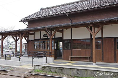 福井鉄道、改修後の北府駅、駅舎ホーム側