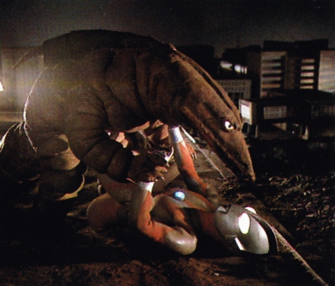 『ウルトラマン』　第22話　「地上破壊工作」　　地底怪獣 テレスドン